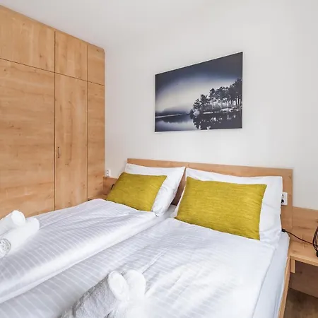 Deluxe Apartment Lipno Direkt Am Ufer Von Lipnostausee - Wunderschoene Herbstage Bei Uns Geniessen, Lipno Nad Vltavou Lägenhet Frymburk