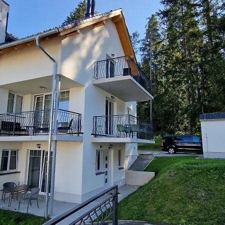 Deluxe Lipno Direkt Am Ufer Von Lipnostausee - Side Village, Nad Vltavou アパート *