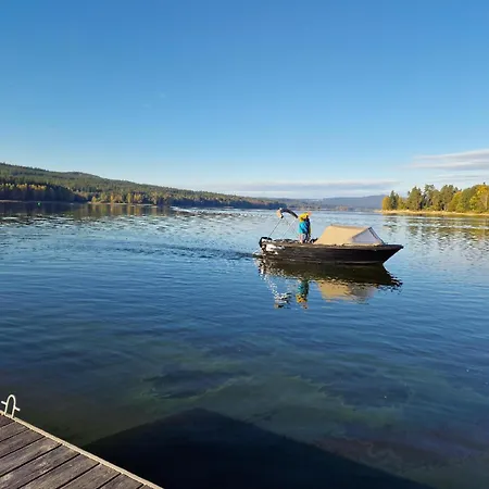 Deluxe Lipno Direkt Am Ufer Von Lipnostausee - Side Village, Nad Vltavou